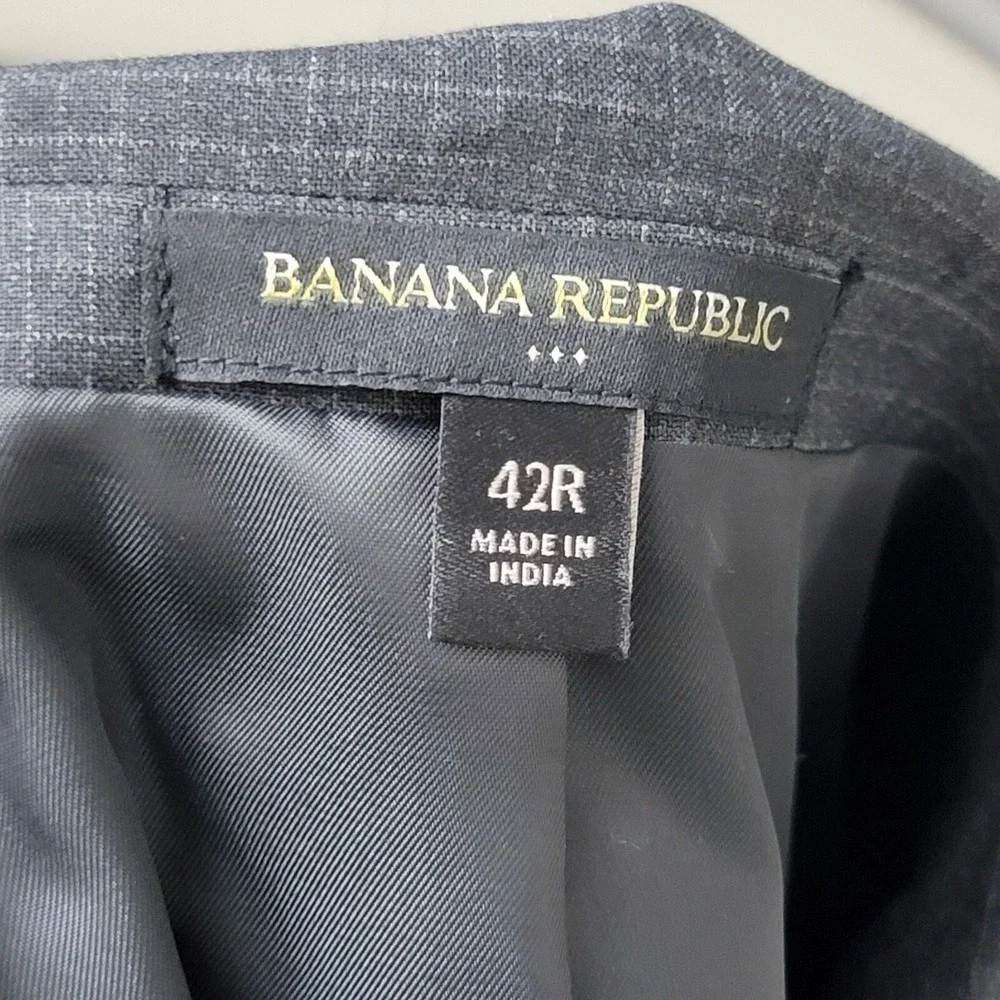 Banana Republic Slim Fit Grey‎ Wind Blazer Jacket Mens 42R Sport Coat Checkered